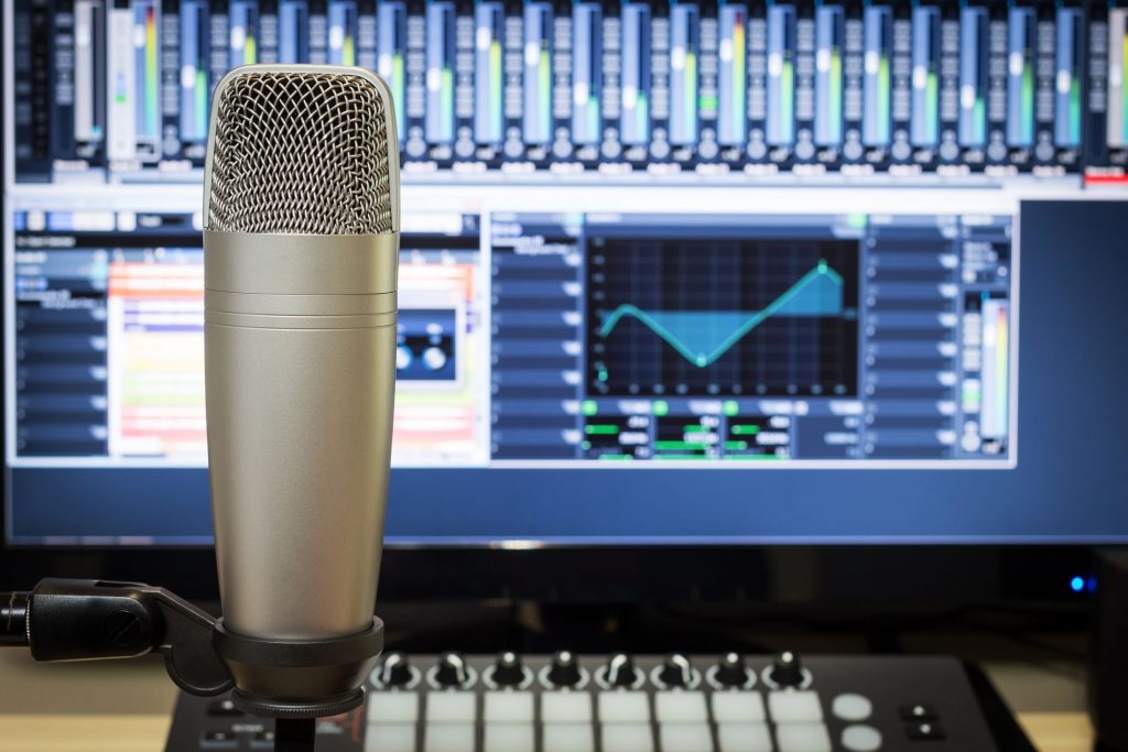 Best Microphone for Live Vocals